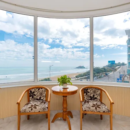 Ngoc Hanh Beach Hotel